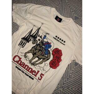 Channel‎ 5 Racing You Your News Graphic T-Shirt - Off-White - Small